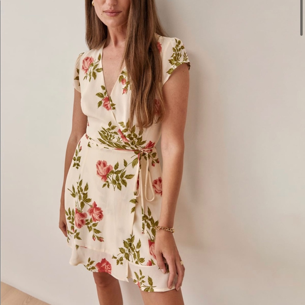 Reformation Radley wrap dress NWT sz Small